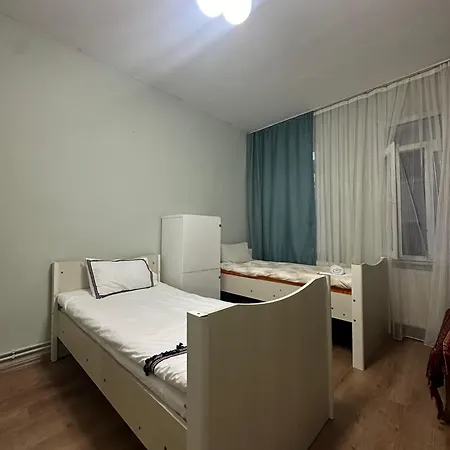 Nelly Albergue Istambul